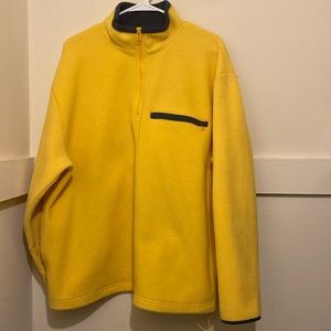 Yellow old navy Heavy fleece L